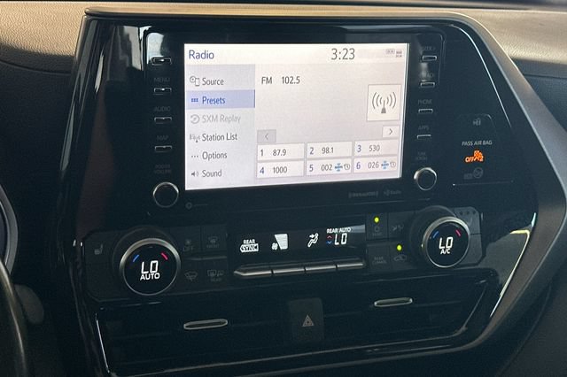 Certified 2020 Toyota Highlander XLE FWD image 24