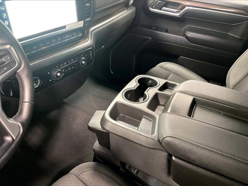 Used 2023 Chevrolet Silverado 1500 LT AWD/4WD image 20