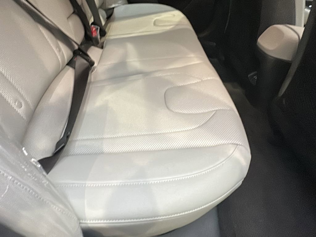 Certified 2025 Hyundai Elantra Limited image 15