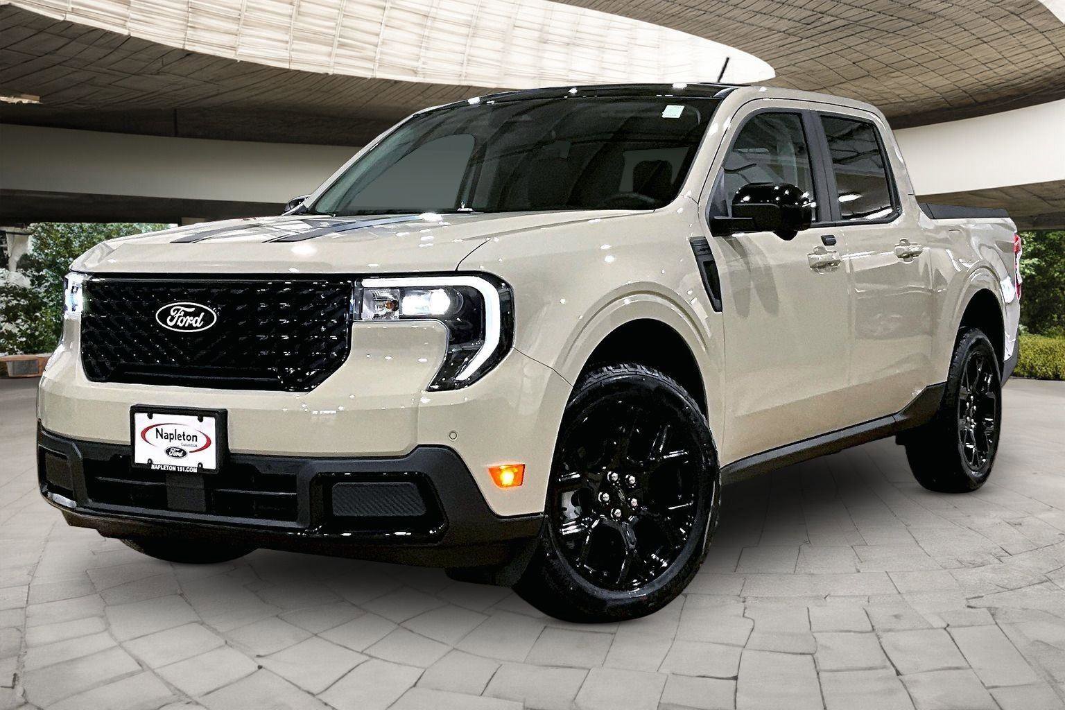 New 2025 Ford Maverick Lariat w/ Black Appearance Package AWD/4WD image 1