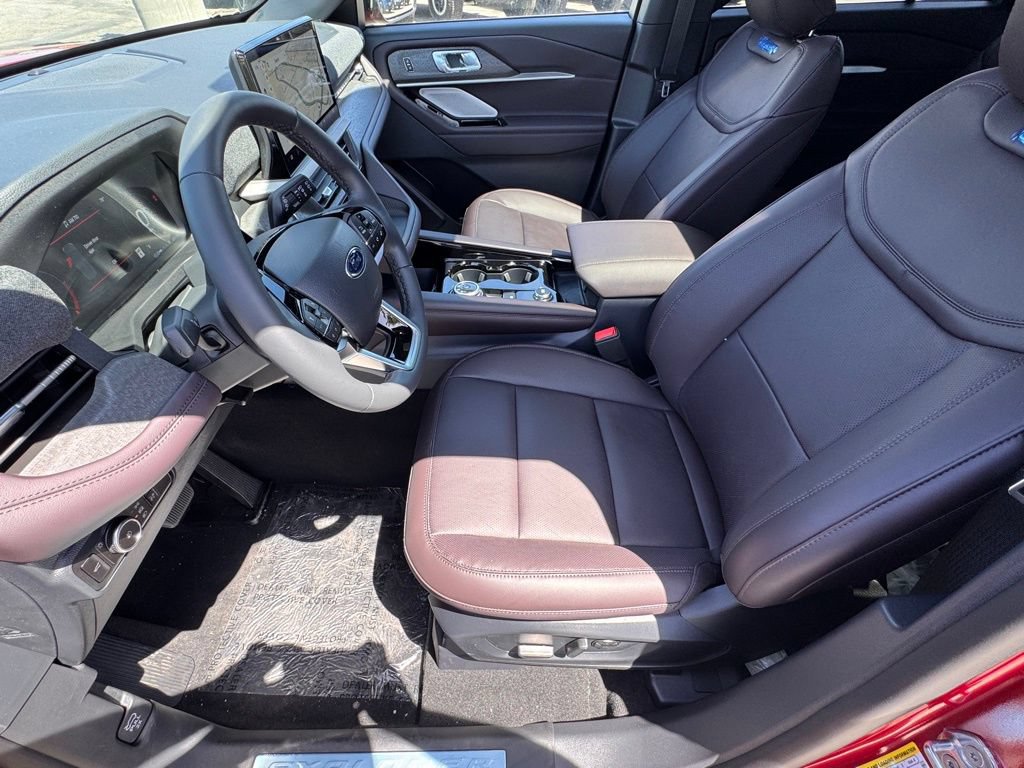 New 2026 Ford Explorer Platinum RWD image 17