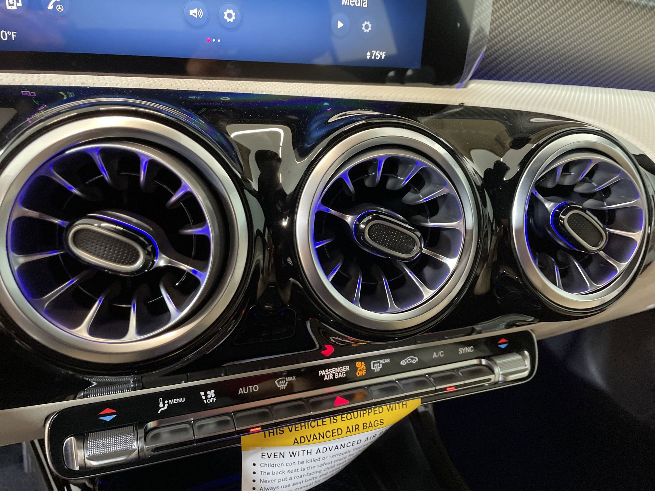 Certified 2025 Mercedes-Benz CLA 250 image 26