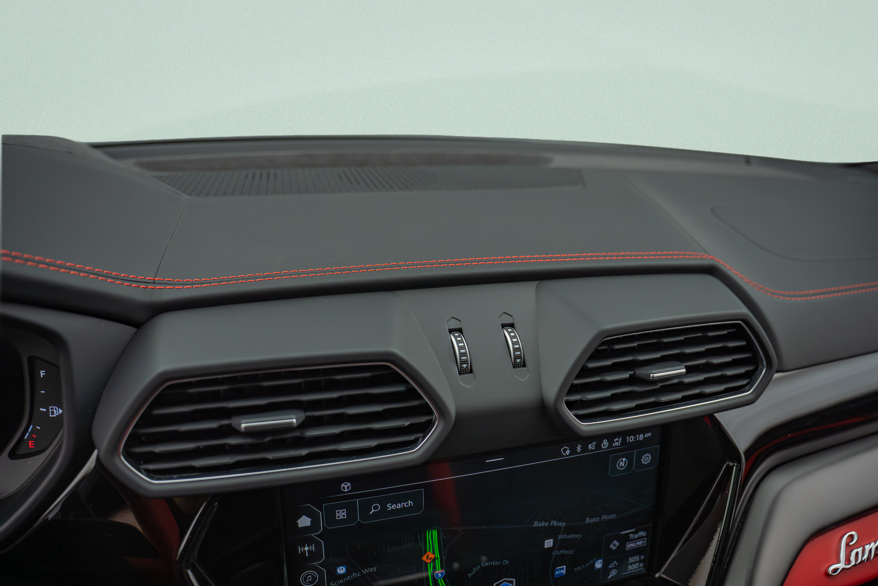Used 2024 Lamborghini Urus S AWD/4WD image 25
