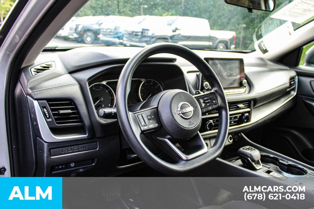 Used 2024 Nissan Rogue S FWD image 22