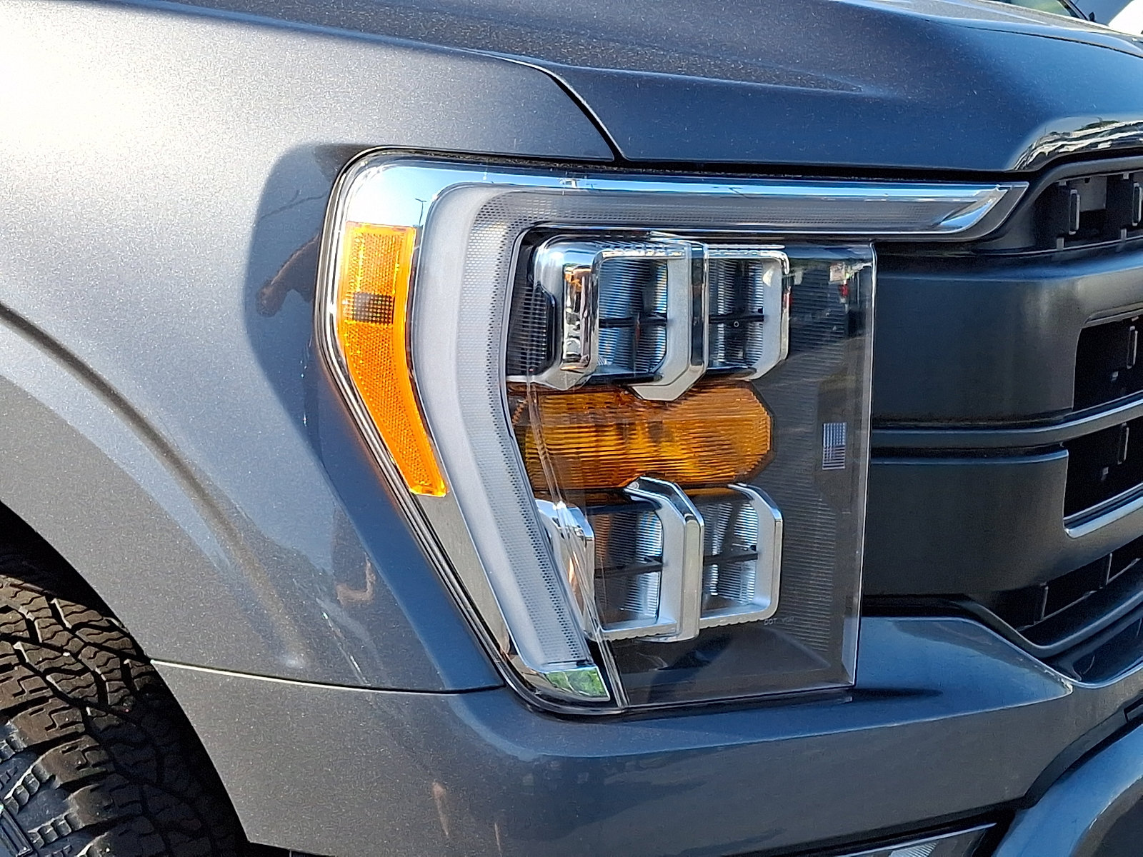 Certified 2023 Ford F150 Lariat w/ Max Trailer Tow Package AWD/4WD image 9