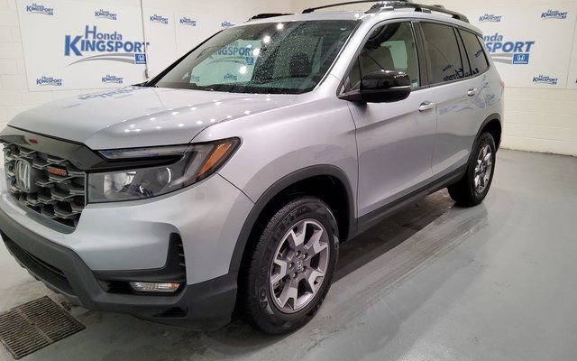 Used 2023 Honda Passport TrailSport image 6