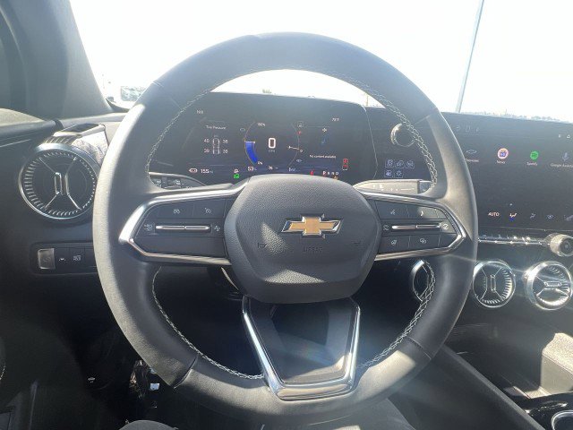 Used 2024 Chevrolet Blazer EV LT image 11