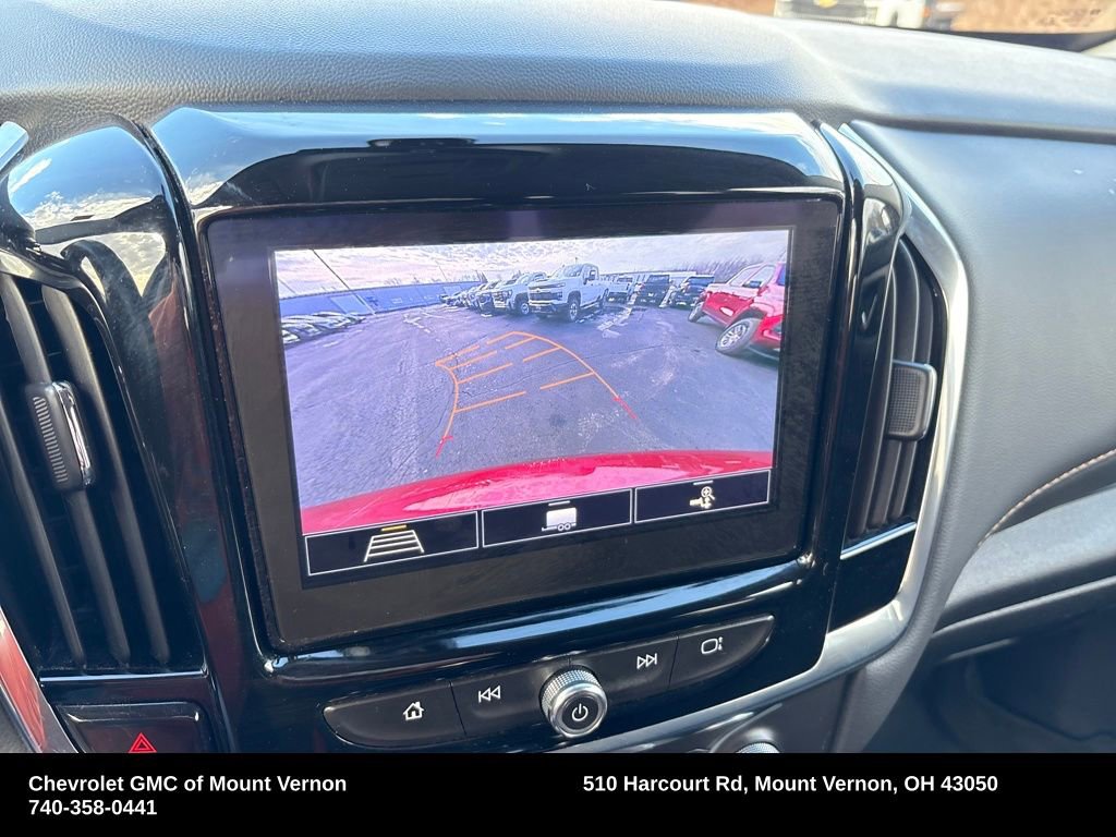 Used 2021 Chevrolet Traverse LT image 23