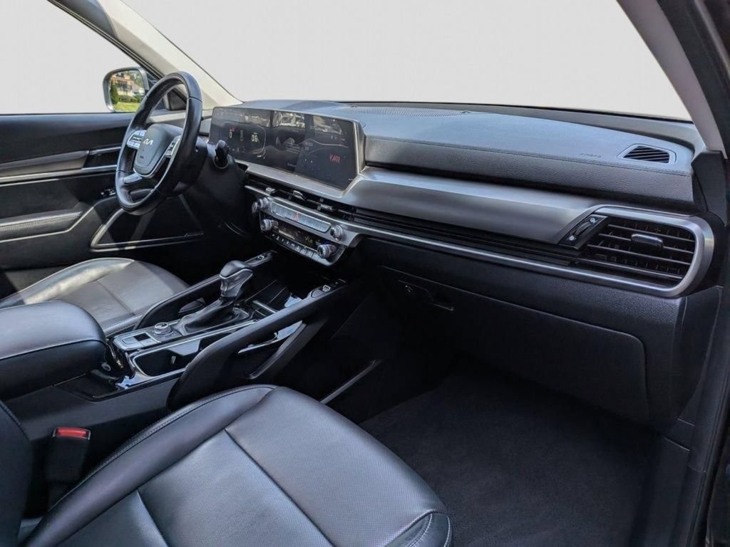 Certified 2024 Kia Telluride S w/ S Sunroof Package AWD/4WD image 30