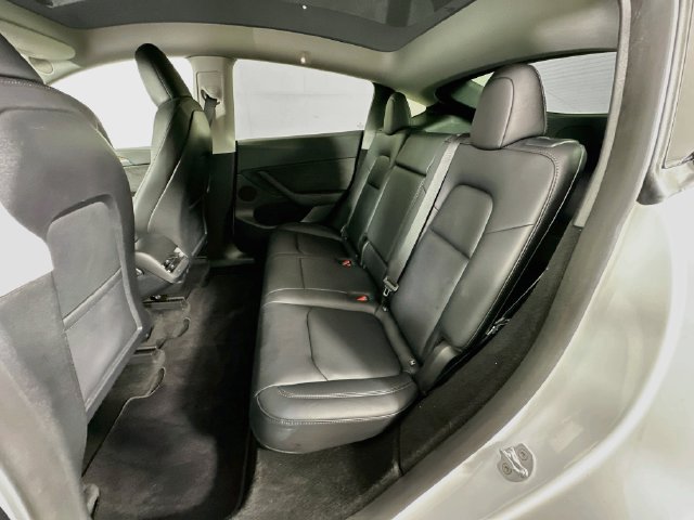 Used 2023 Tesla Model Y Performance AWD/4WD image 22