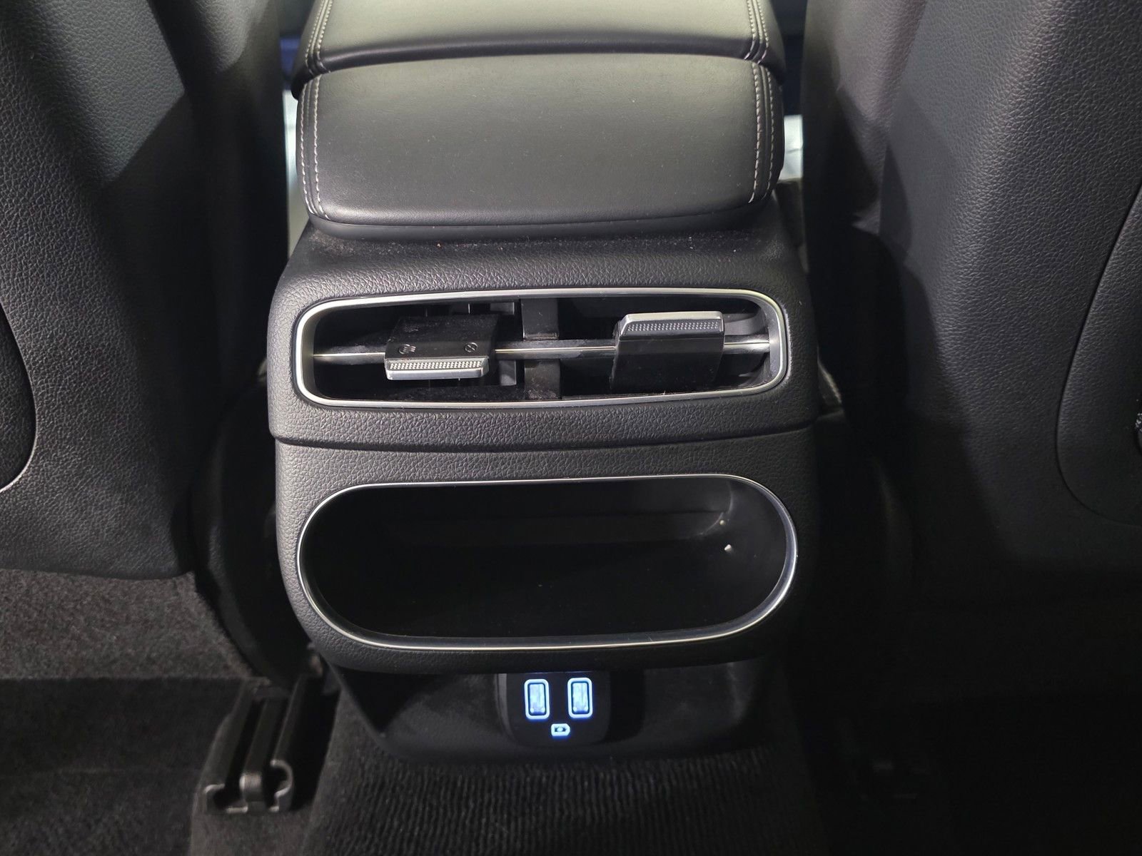Used 2025 Genesis GV70 2.5T image 16