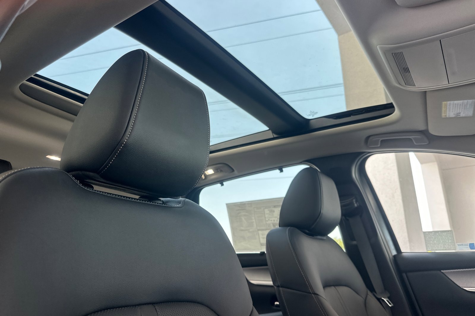 New 2025 MAZDA CX-90 Plug-In Hybrid w/Premium Sport image 19