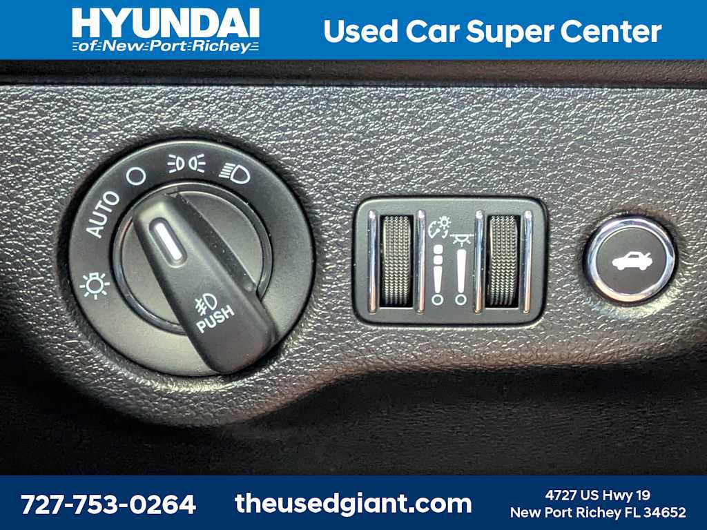 Used 2023 Dodge Challenger R/T w/ Plus Package RWD image 30