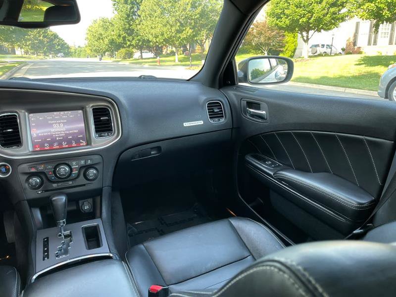 Used 2012 Dodge Charger R/T RWD image 10