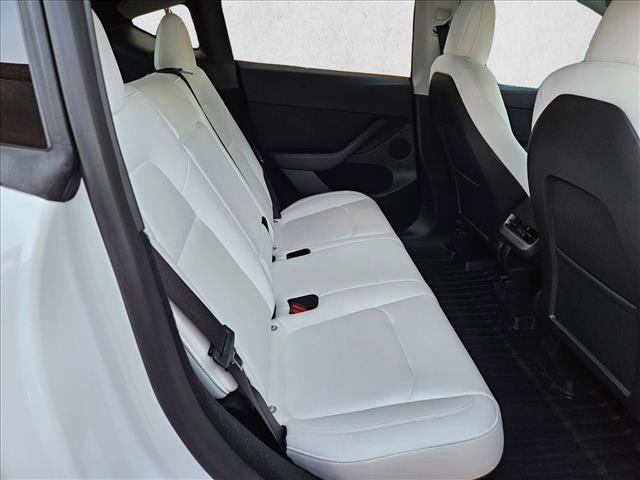 Used 2023 Tesla Model Y Long Range AWD/4WD image 17