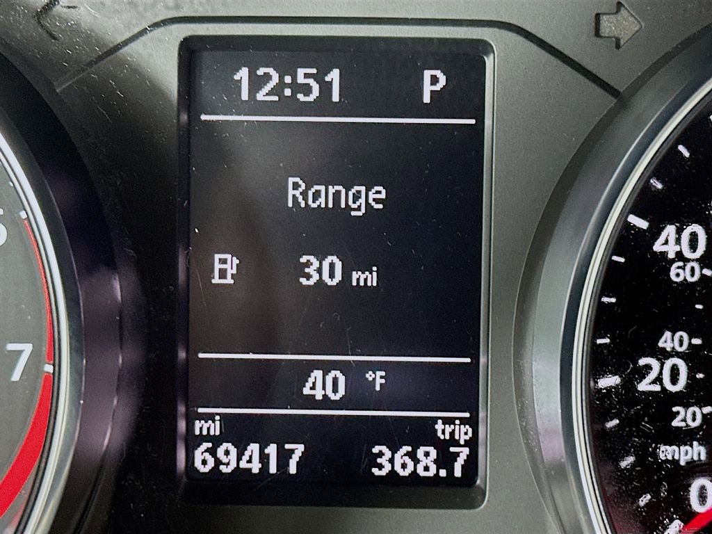 Used 2016 Volkswagen Passat 1.8T R-Line image 15