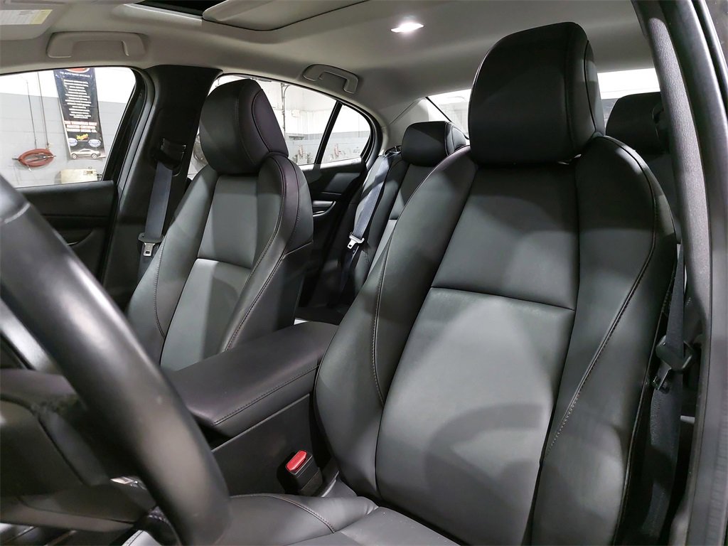 Used 2023 MAZDA MAZDA3 s image 16