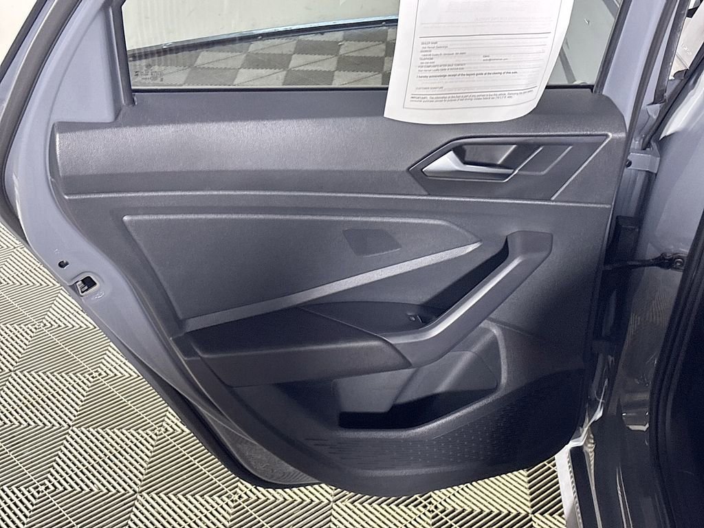 Used 2023 Volkswagen Jetta GLI Autobahn w/ GLI Black Package image 19