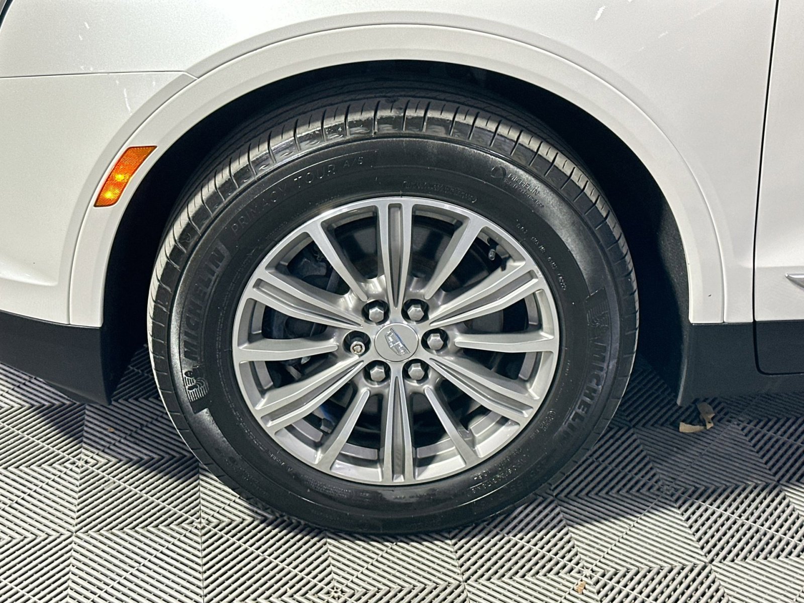 Used 2019 Cadillac XT5 Luxury image 12