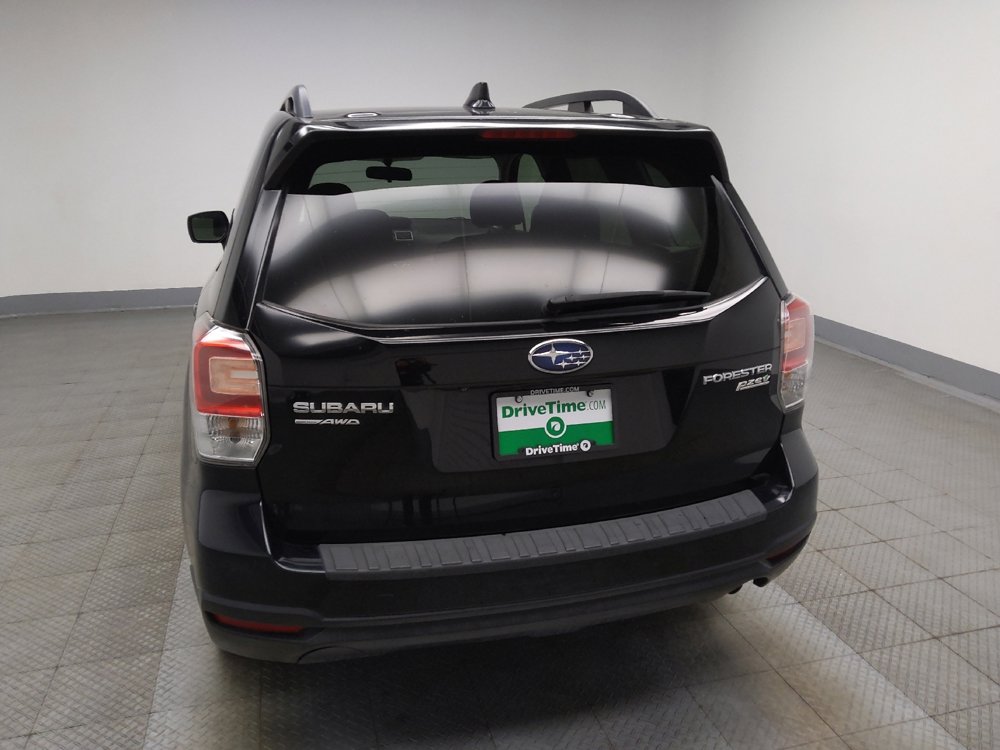Used 2017 Subaru Forester 2.5i Premium w/ All-Weather Package image 6