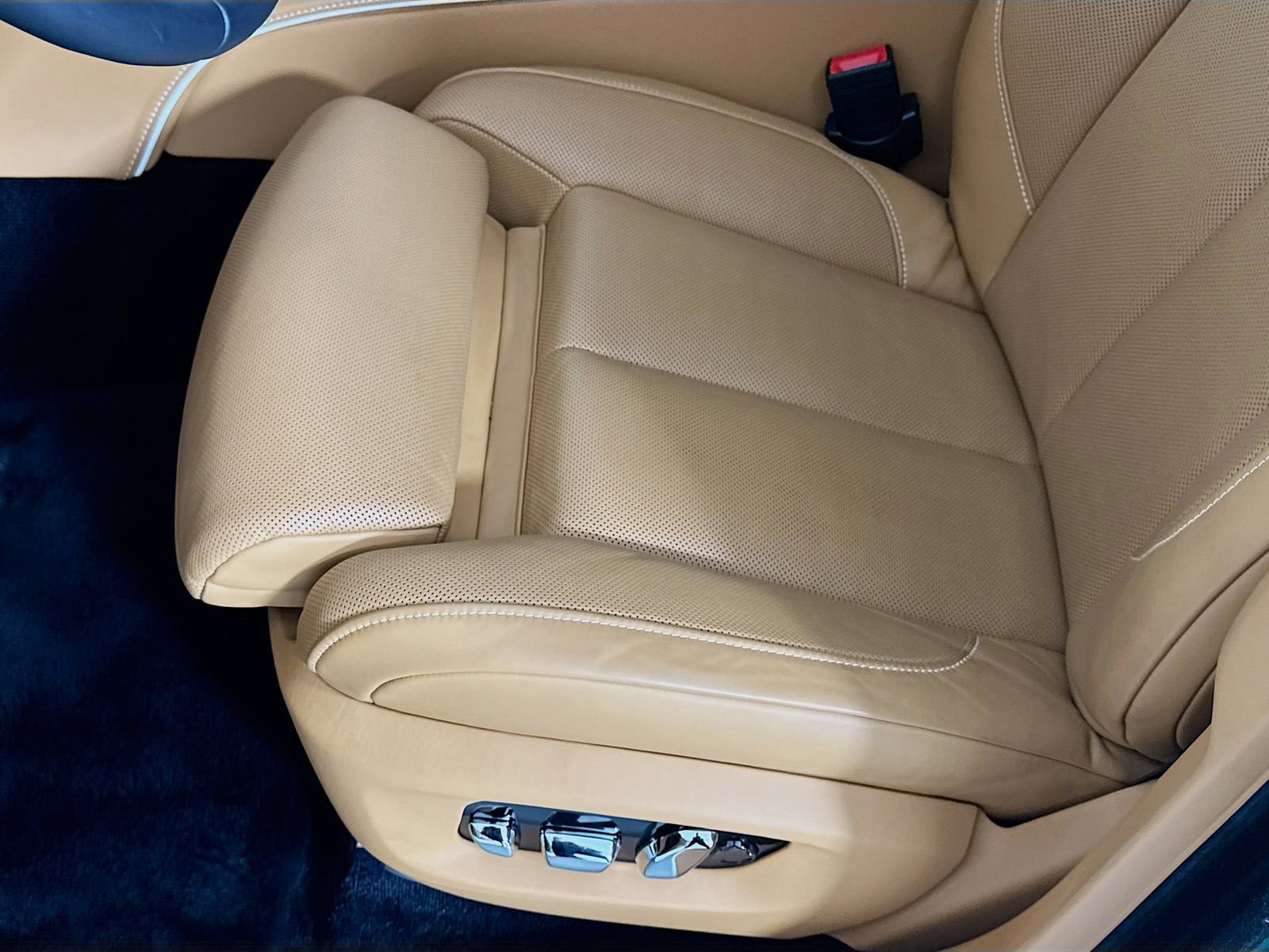 Certified 2024 Rolls-Royce Ghost Black Badge image 19