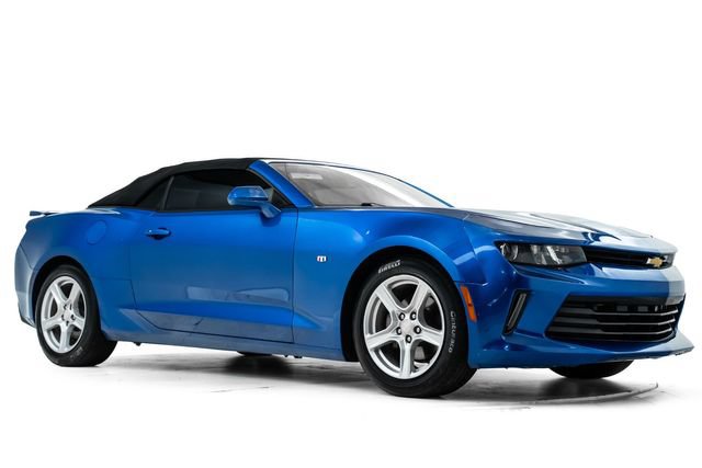 Used 2017 Chevrolet Camaro LT RWD image 6