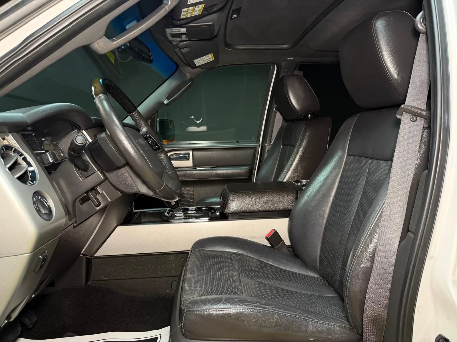 Used 2012 Ford Expedition EL Limited RWD image 31