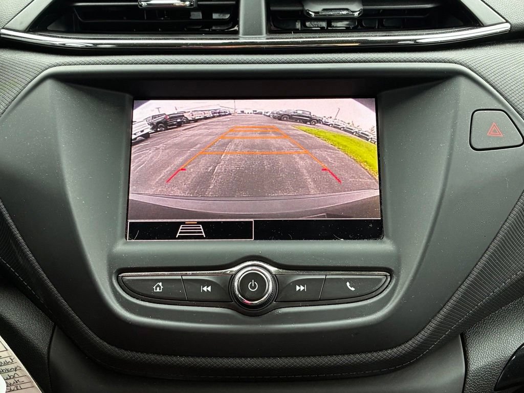 Used 2023 Chevrolet TrailBlazer LS FWD image 13