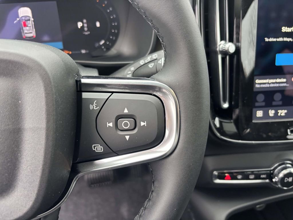 New 2026 Volvo XC40 B5 Plus w/ Protection Package Premier image 18