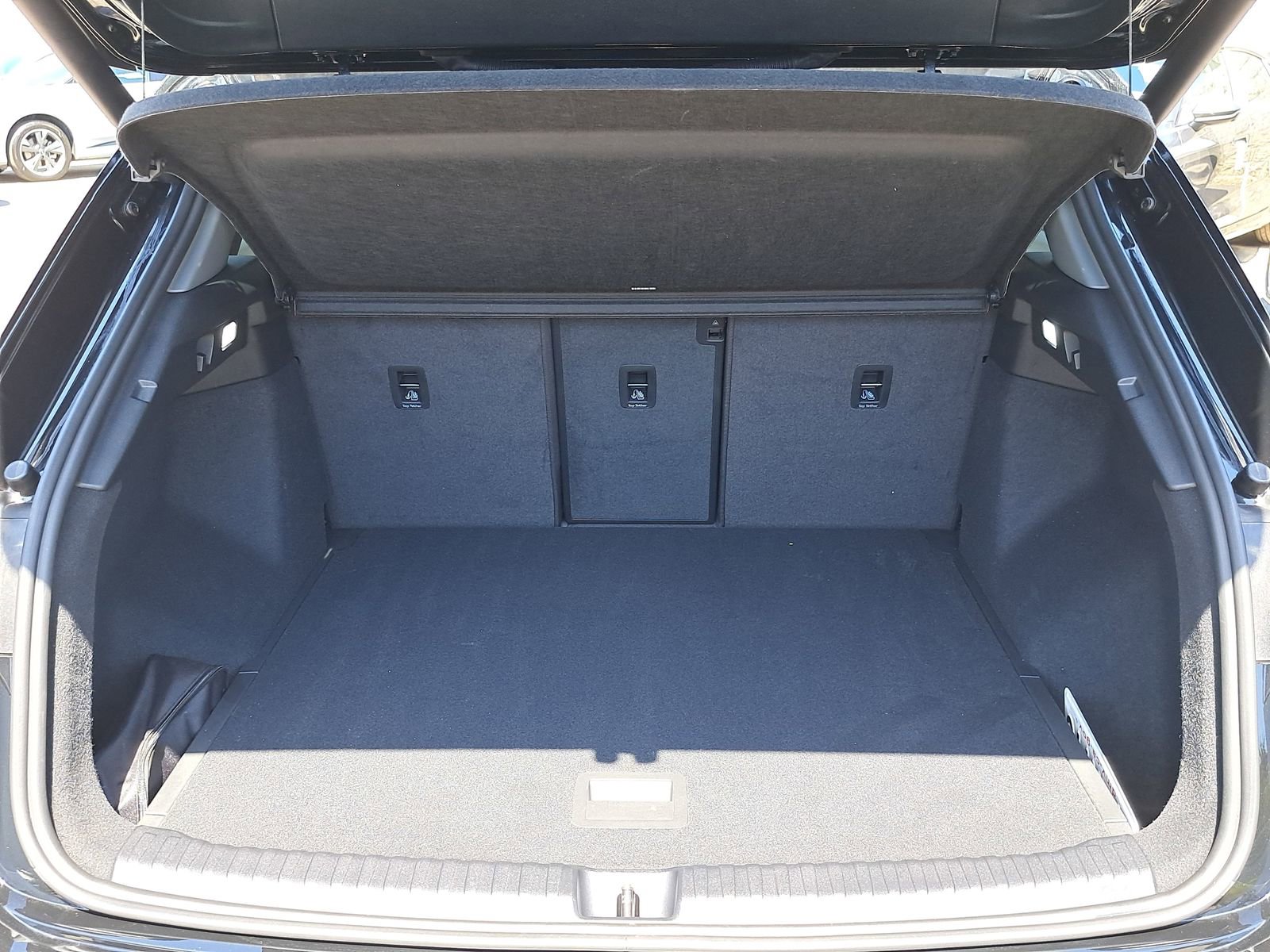 Certified 2025 Audi Q4 e-tron Premium Plus w/ Premium Plus AWD/4WD image 12