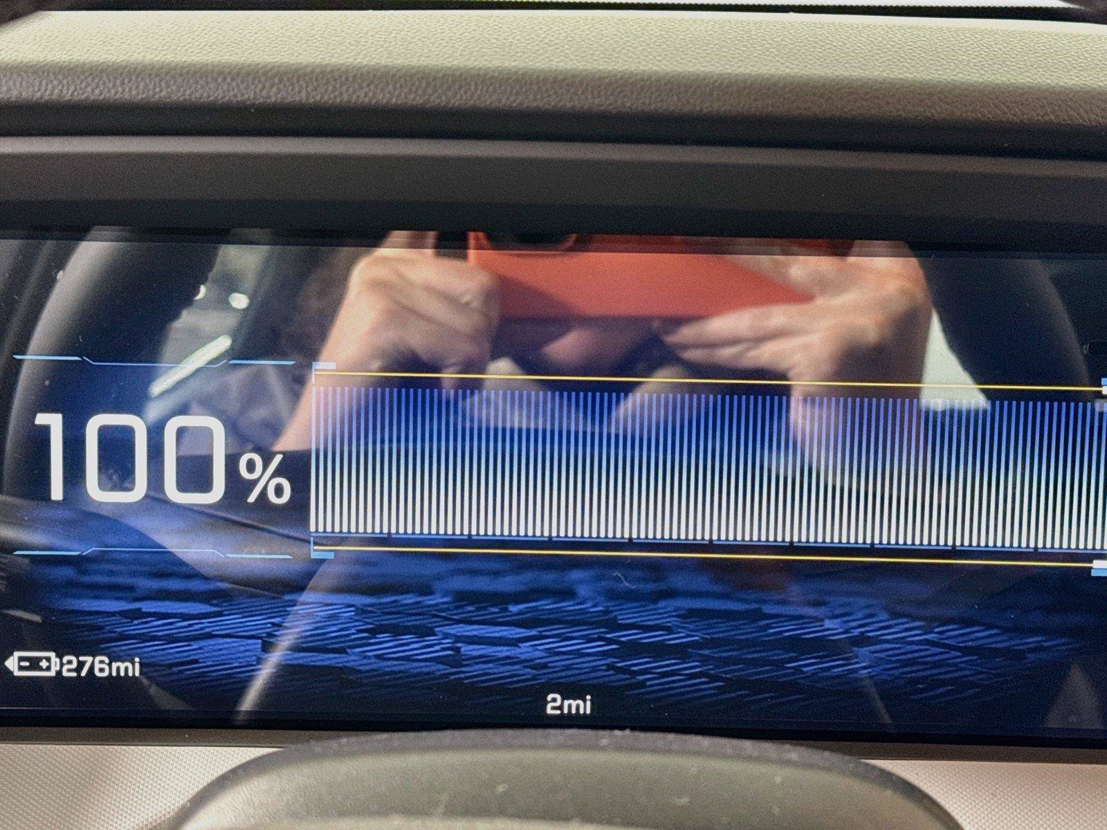 New 2027 Chevrolet Bolt LT w/ Comfort Package FWD image 6