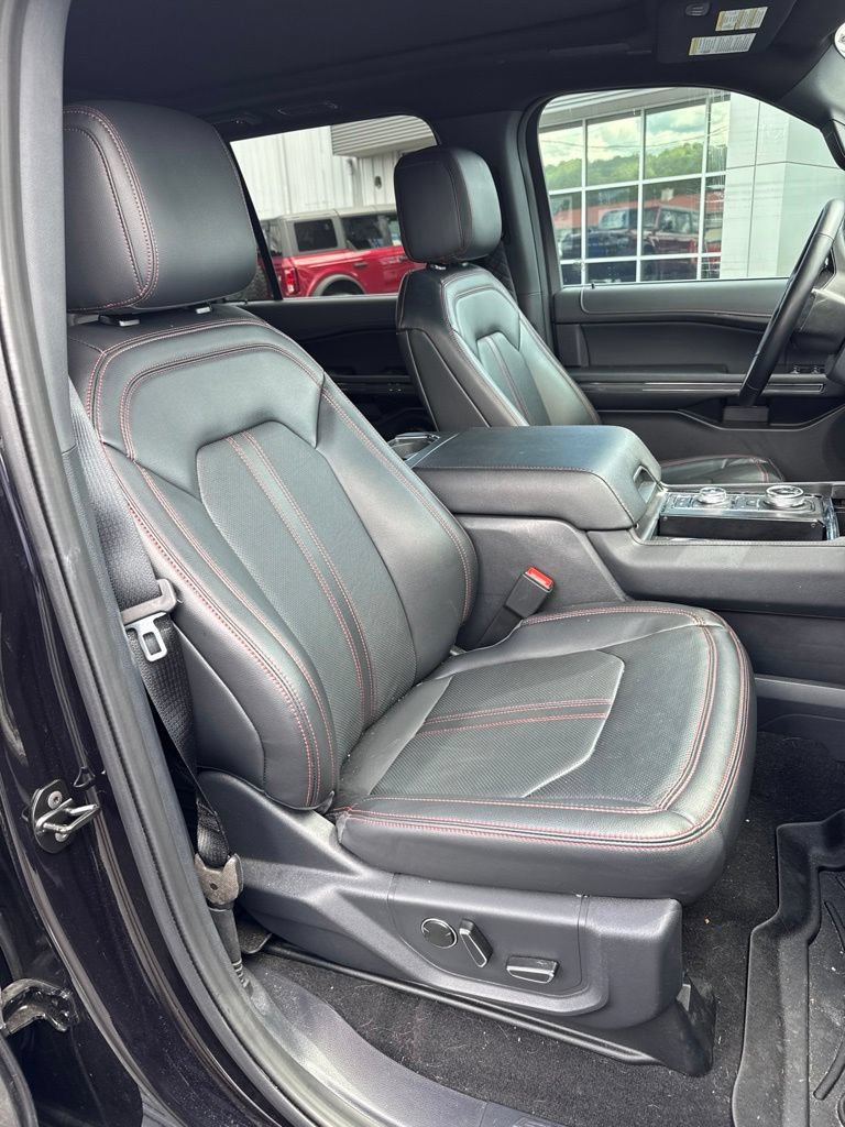 Used 2024 Ford Expedition Max Limited AWD/4WD image 7