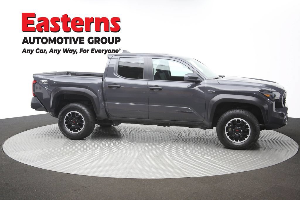 Used 2025 Toyota Tacoma TRD Off-Road AWD/4WD image 44