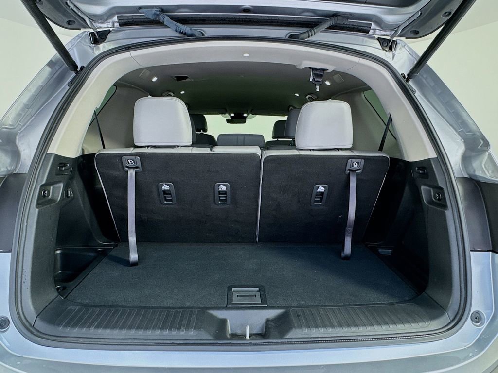 Used 2025 Honda Pilot EX-L image 33