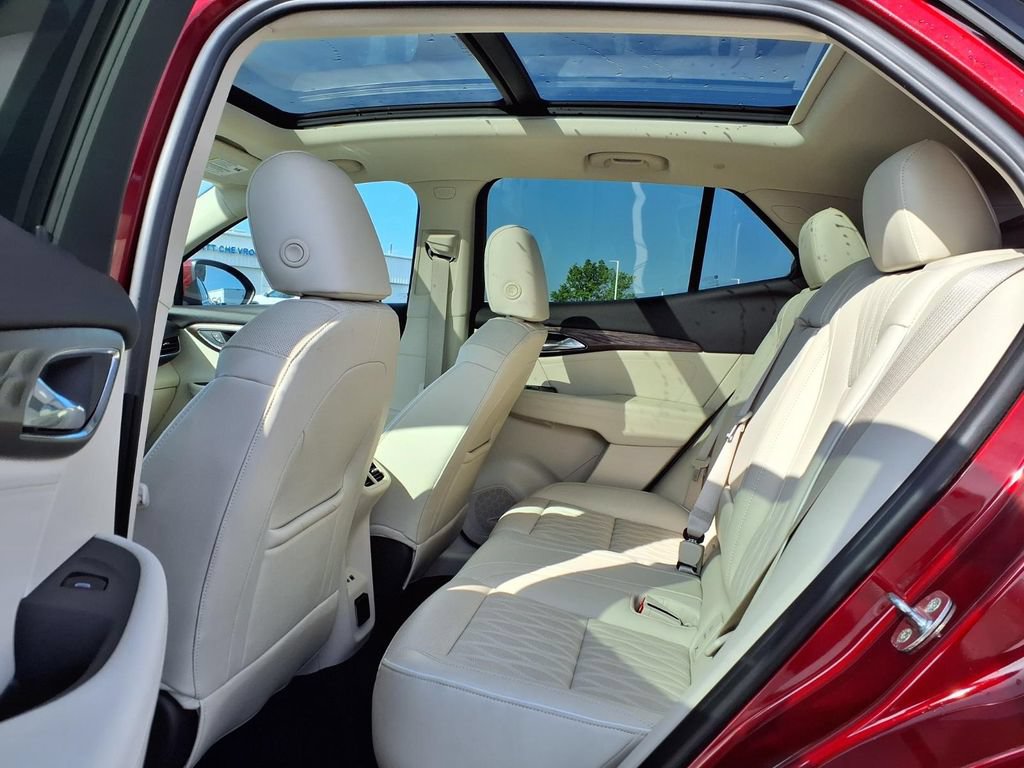 Used 2022 Buick Envision Avenir w/ Safety Package AWD/4WD image 29