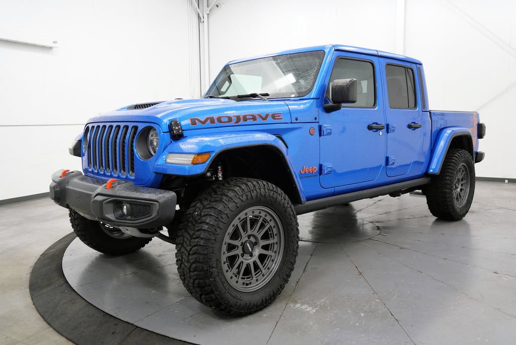 Used 2021 Jeep Gladiator Mojave AWD/4WD image 3