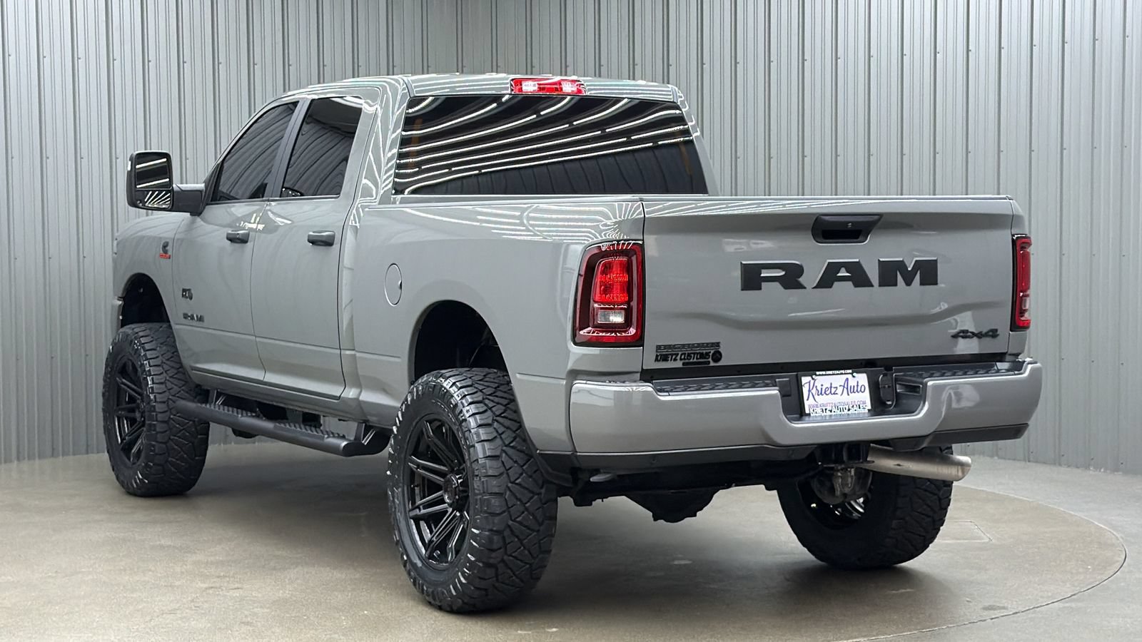Used 2026 RAM 2500 Big Horn AWD/4WD image 3