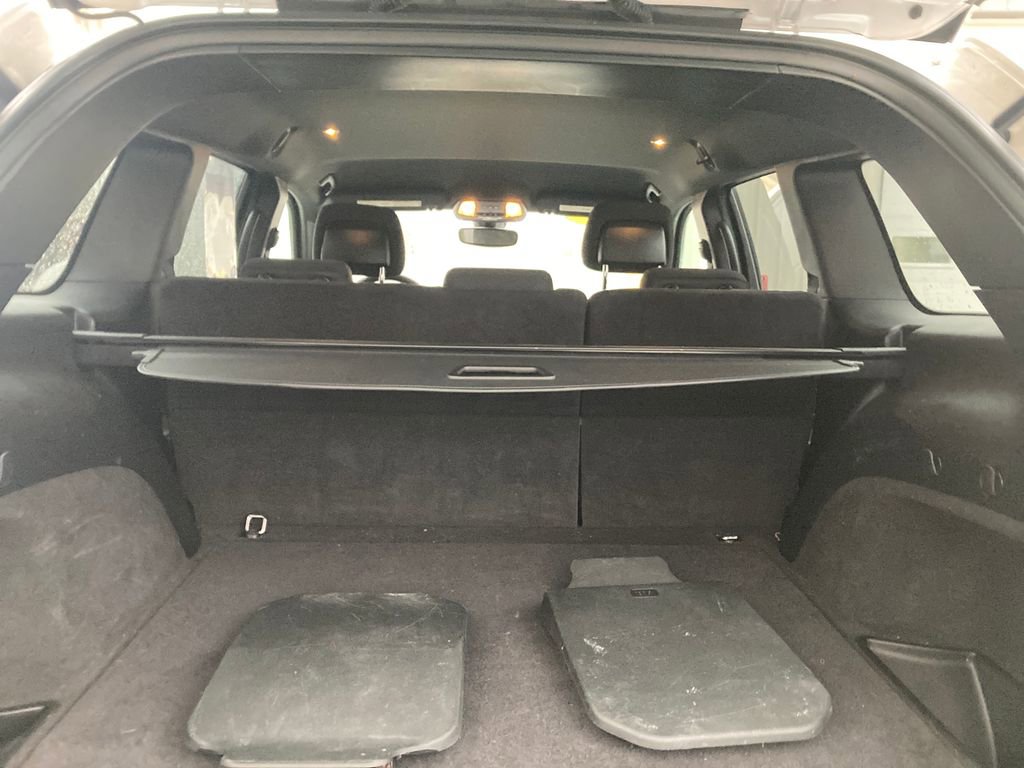 Used 2017 Jeep Grand Cherokee Laredo w/ Quick Order Package 23E image 27