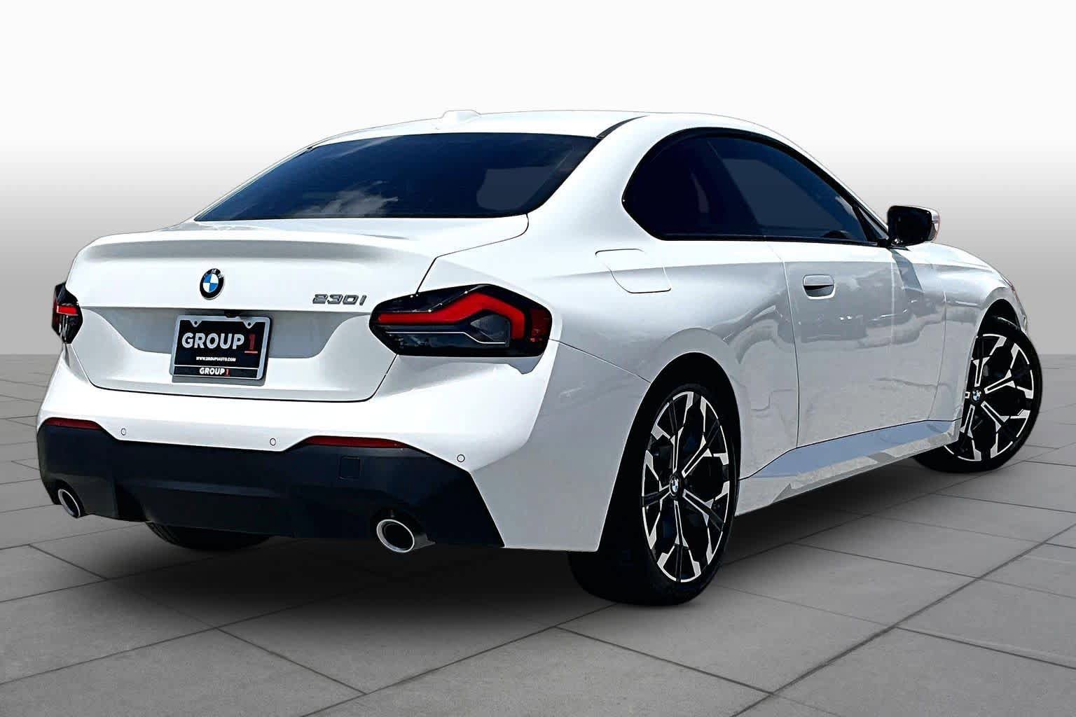 Used 2026 BMW 230i Coupe w/ Premium Package RWD image 12