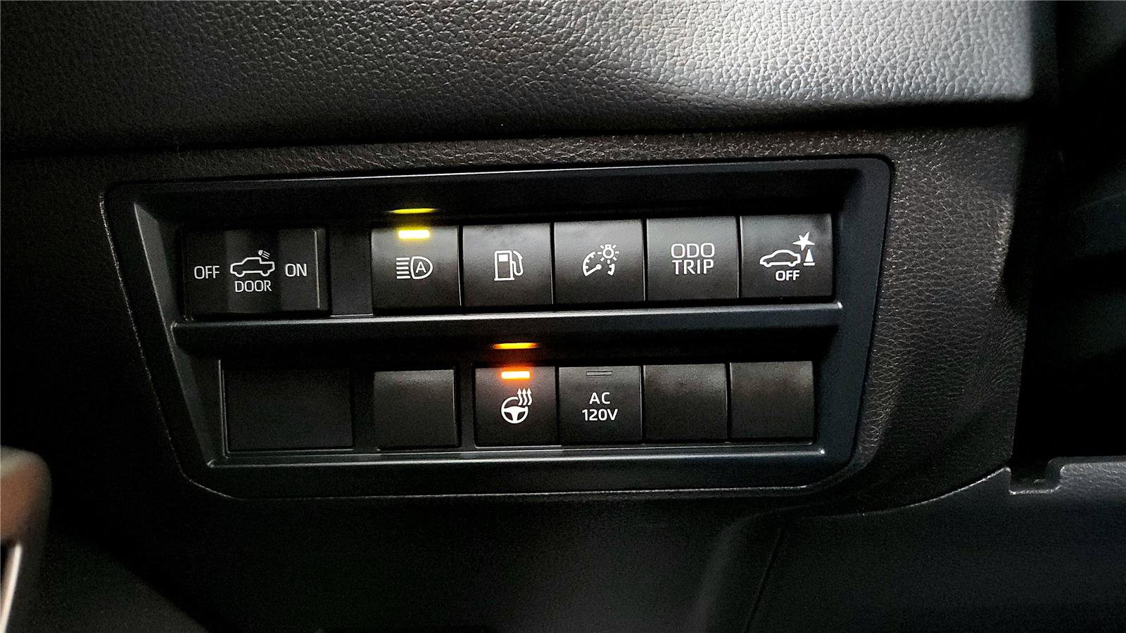 Used 2025 Toyota Tundra Limited image 39