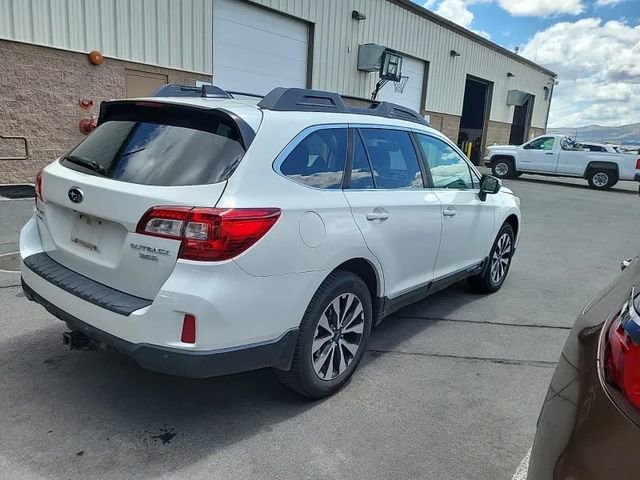 Used 2017 Subaru Outback 3.6R Limited AWD/4WD image 3
