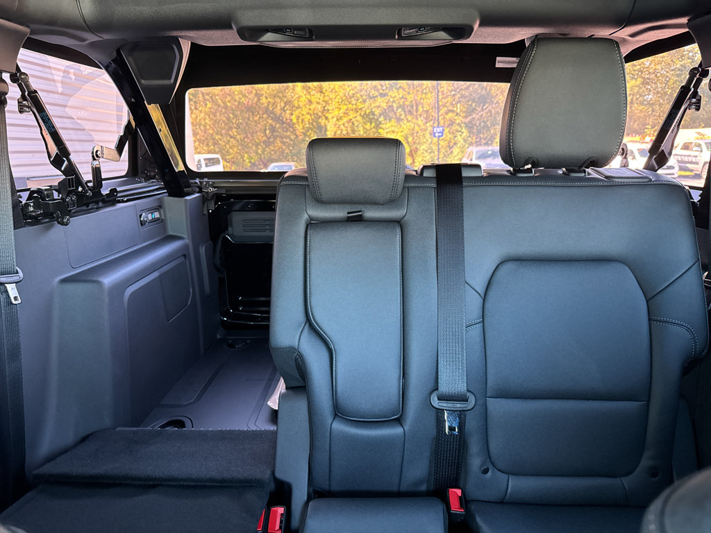 New 2025 Ford Bronco Badlands w/ Matte Film Protection Package AWD/4WD image 6