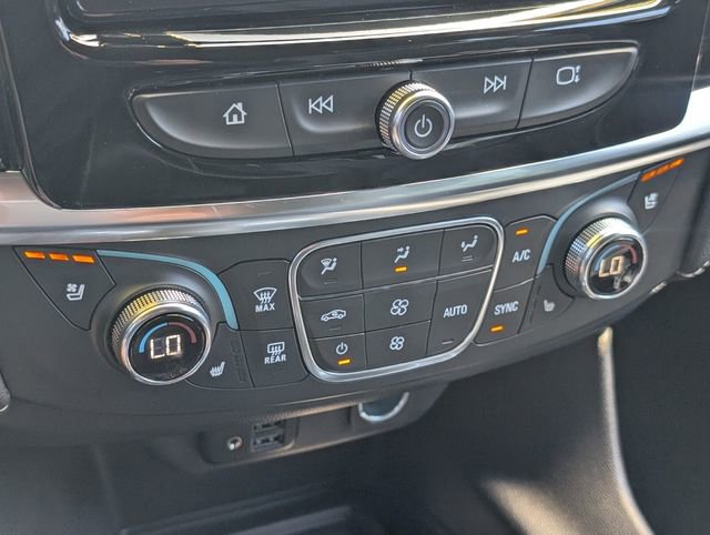 Certified 2023 Chevrolet Traverse Premier FWD image 32