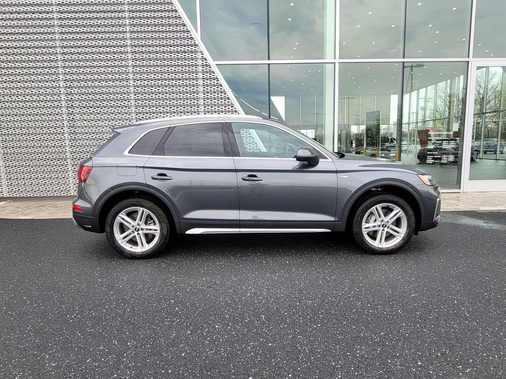 Certified 2023 Audi Q5 e Premium Plus w/ Premium Plus Package AWD/4WD image 7
