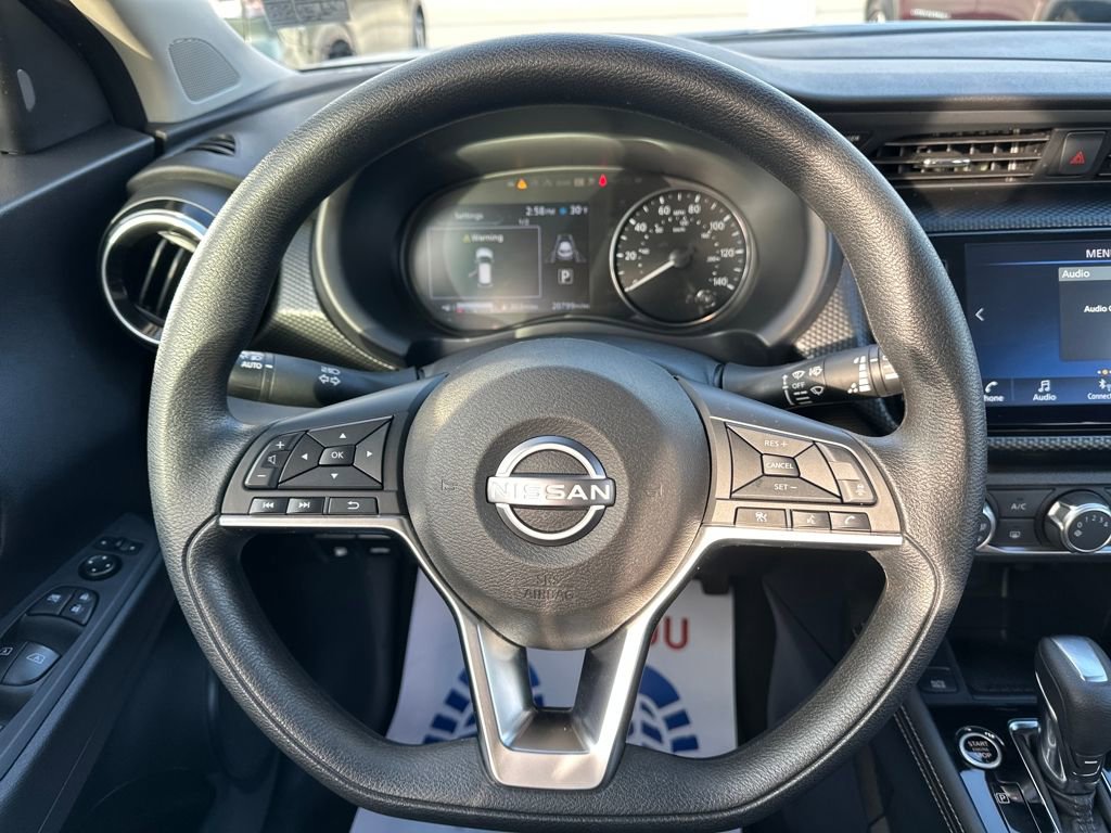 Used 2023 Nissan Kicks SV image 19