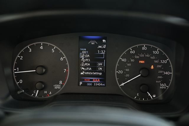 Used 2025 Toyota Corolla LE FWD image 31