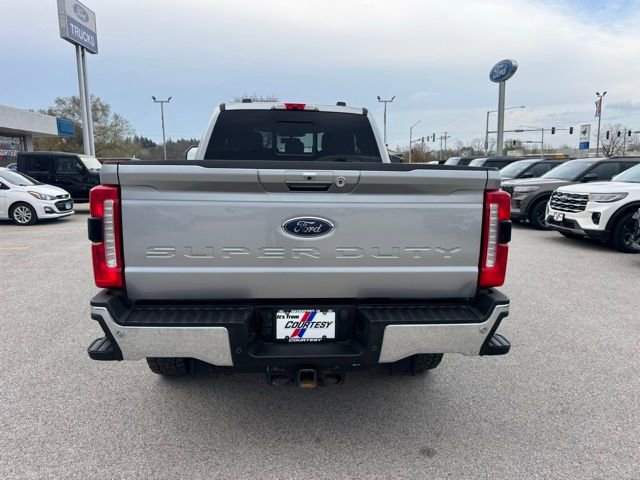 Used 2023 Ford F350 Lariat w/ Chrome Package AWD/4WD image 4