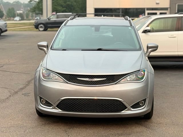 Used 2019 Chrysler Pacifica Touring-L FWD image 33