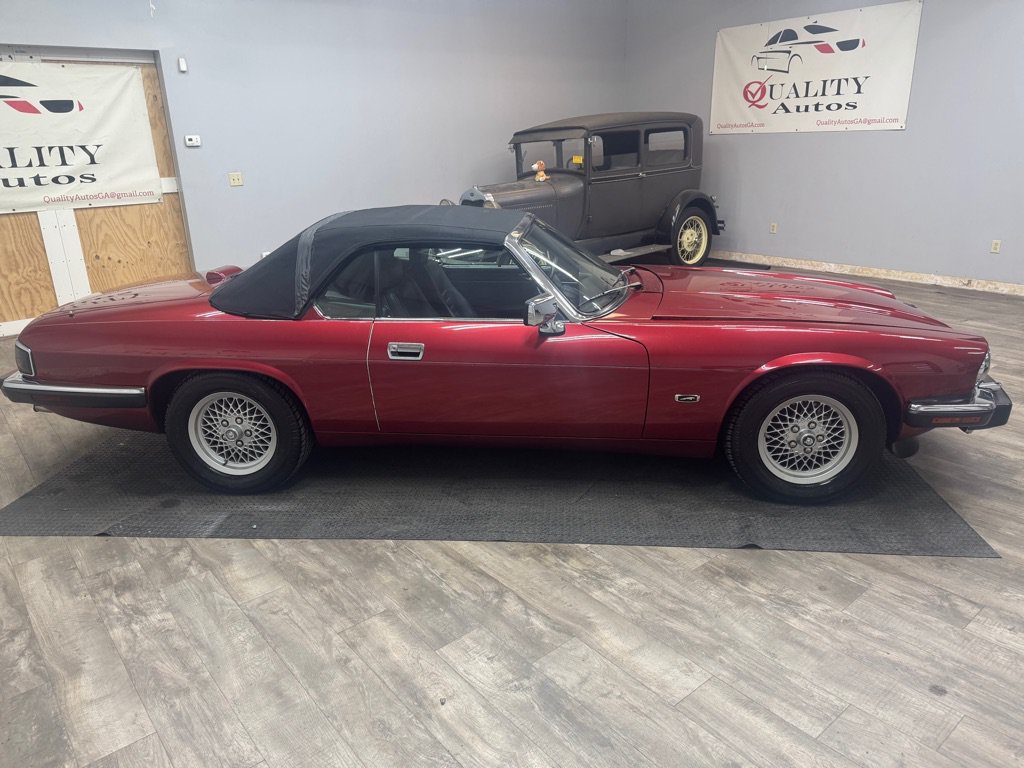 Used 1992 Jaguar XJS V12 Convertible RWD image 9
