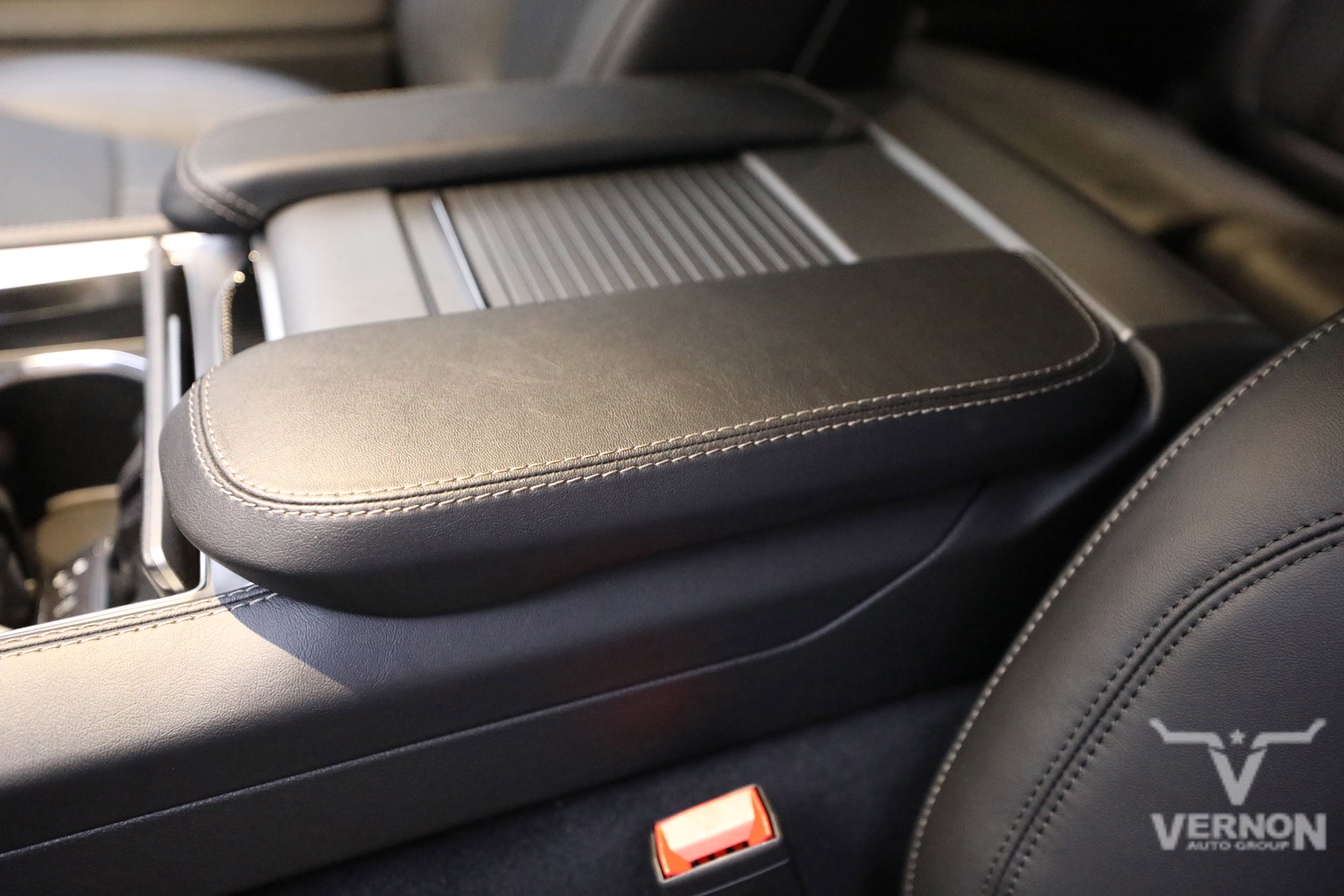 New 2025 Jeep Wagoneer Base 4x4 w/ Convenience Group I image 16